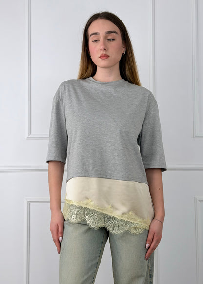 PE260033 - TENSIONE IN T-SHIRT CON INSERTO IN PIZZO
