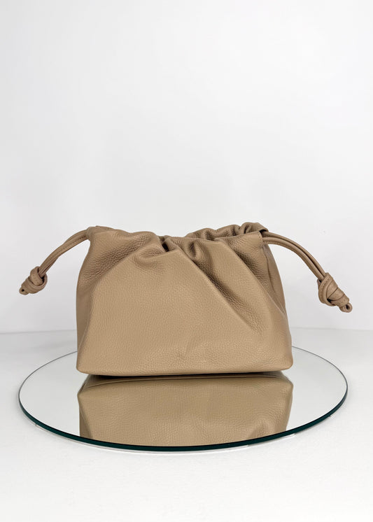 BRS• NUVOLA IN PELLE