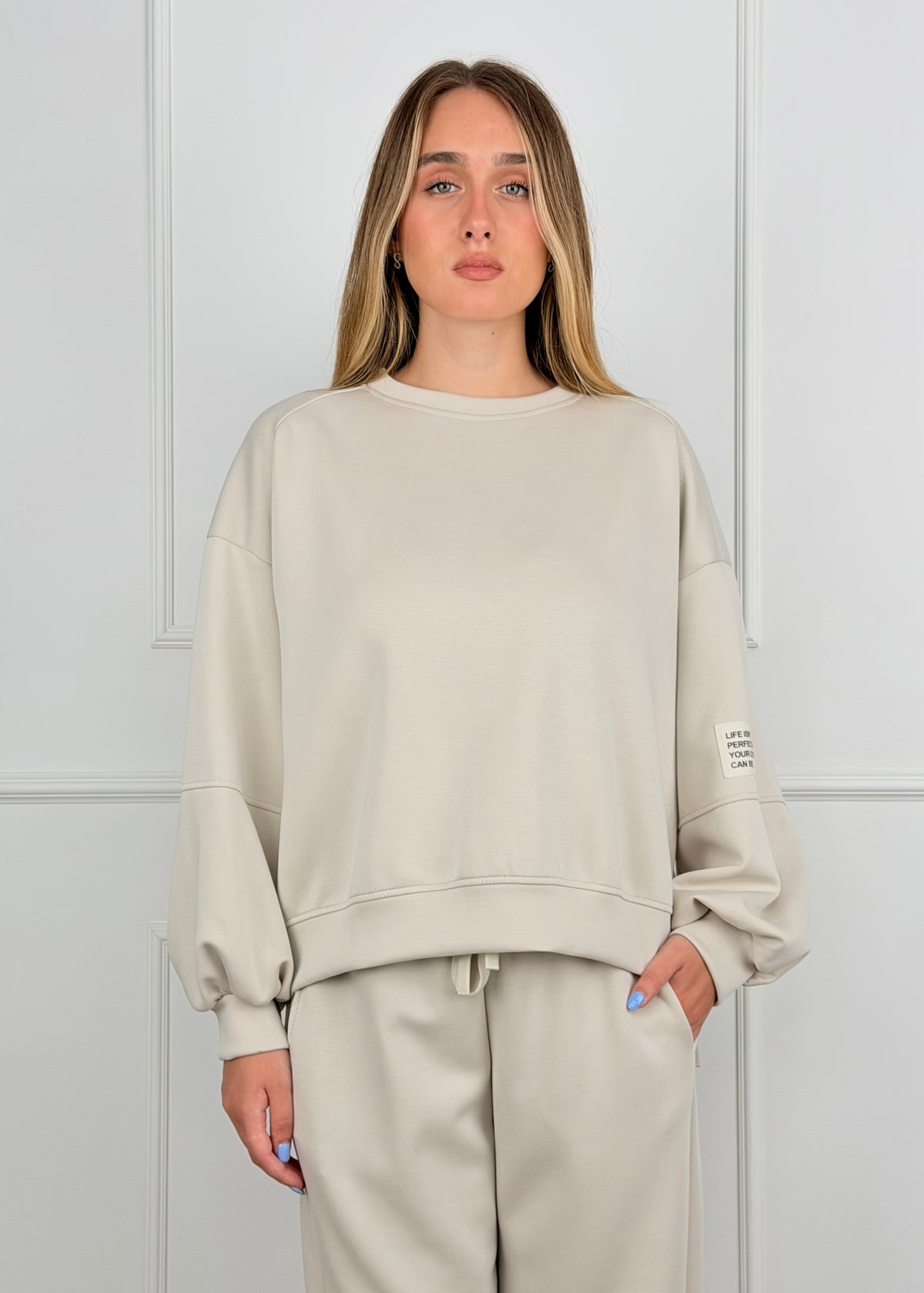 R50137 - COMPLETO MAGLIA E PANTALONE IN SCUBA