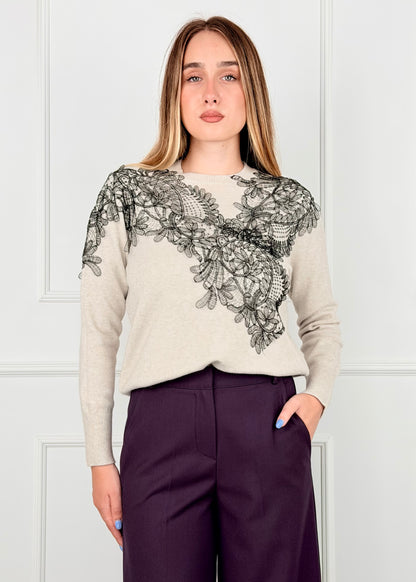 DL7361 - MAGLIA CON APPLICAZIONE RICAMO IN PIZZO