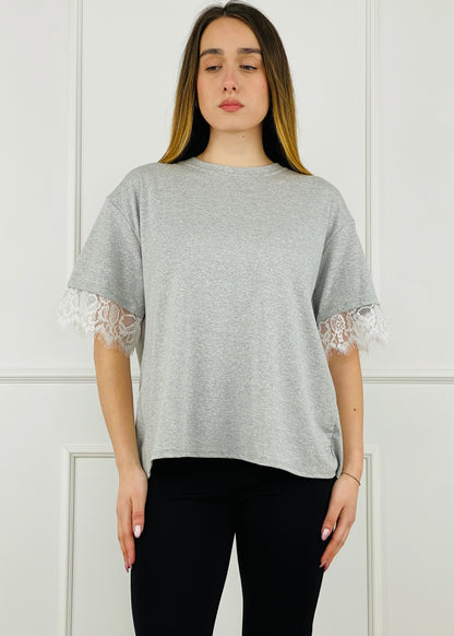 28377 - T-SHIRT APERTURA SUL RETRO CON PIZZO