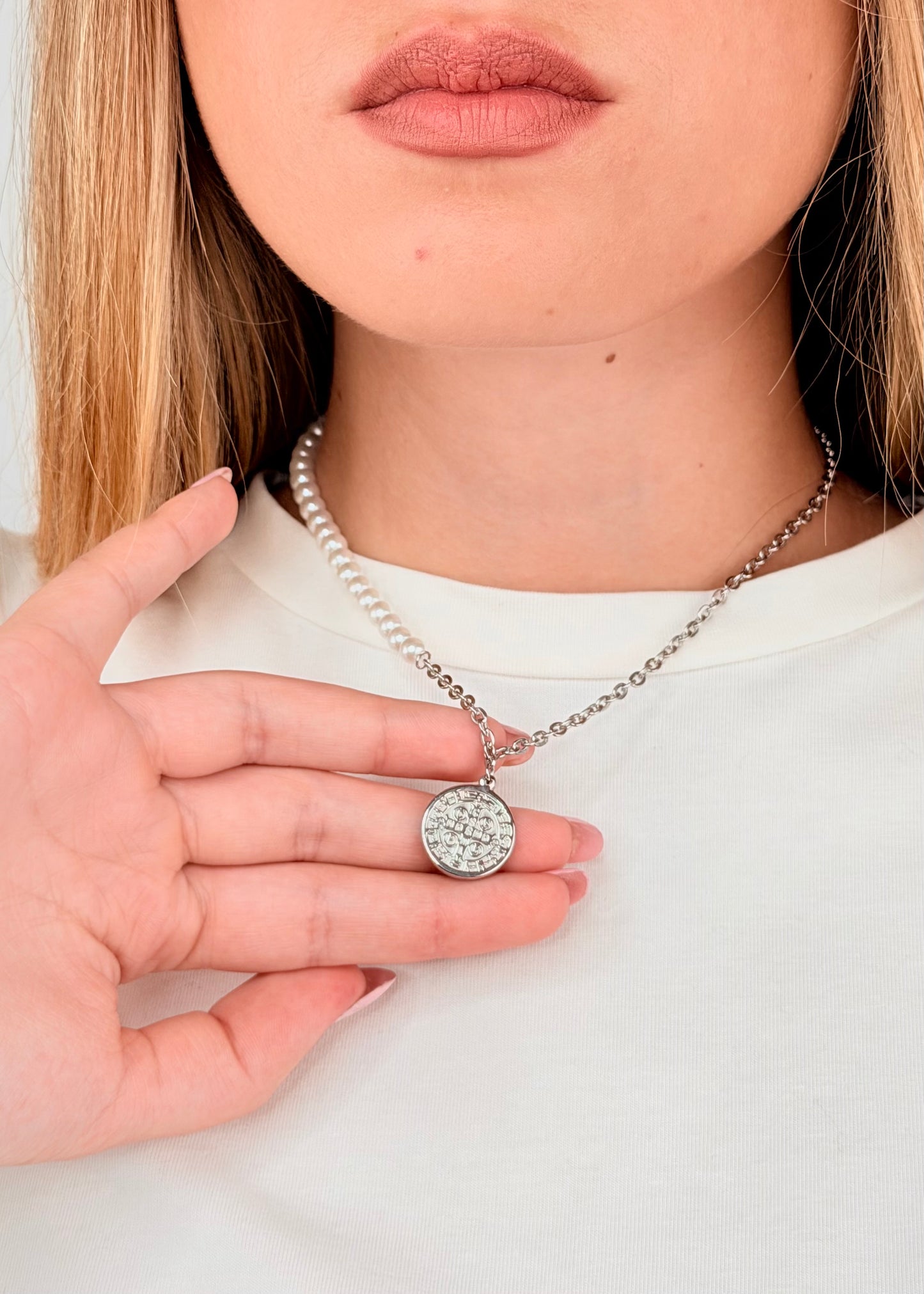 CLN • COLLANA ADELE