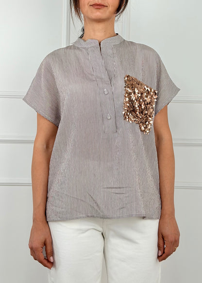 XU1580 - TENSIONE IN CAMICIA RIGHE DETTAGLIO TASCHINO PAILLETTES