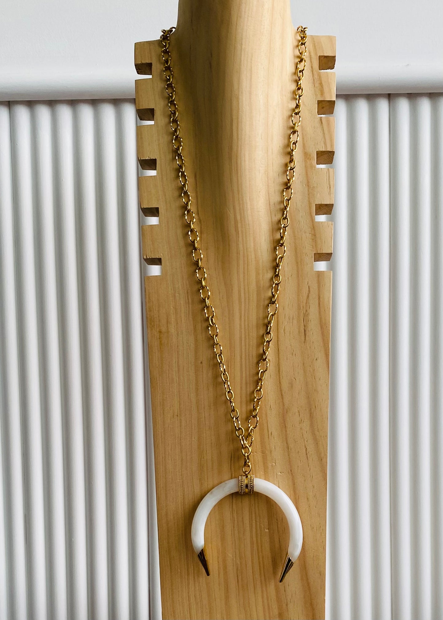 CLN. COLLANA  FERRO DI CAVALLO BIANCO